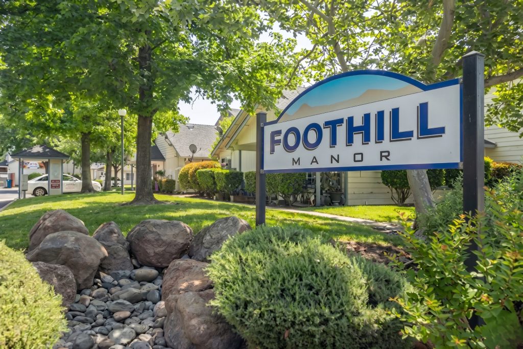 foothill manor